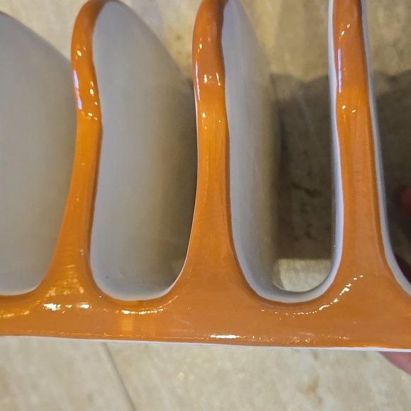 Rae Dunn Artisan Collection by Magenta "Toast" Stand - Picture 7 of 7